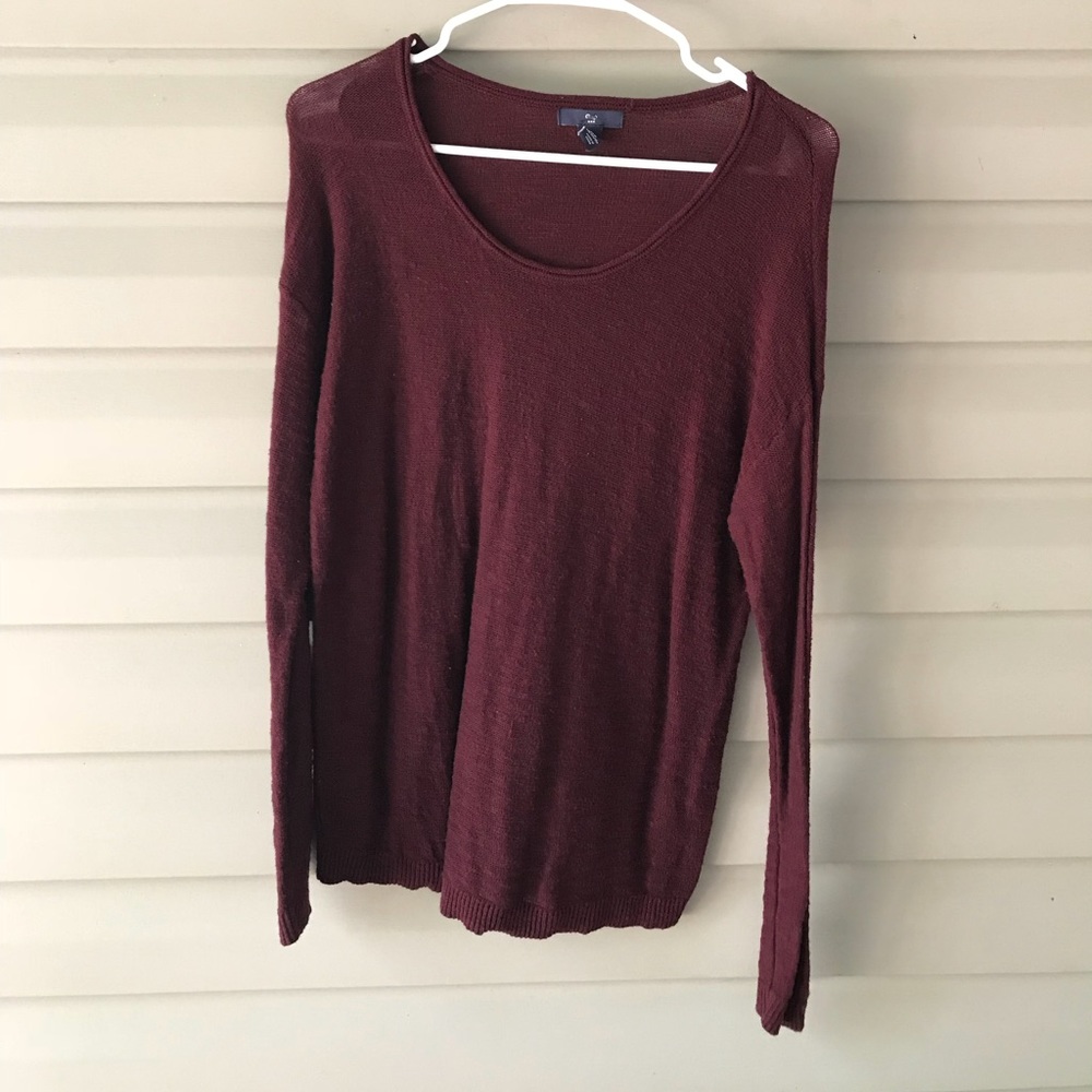 Maroon GAP sweater